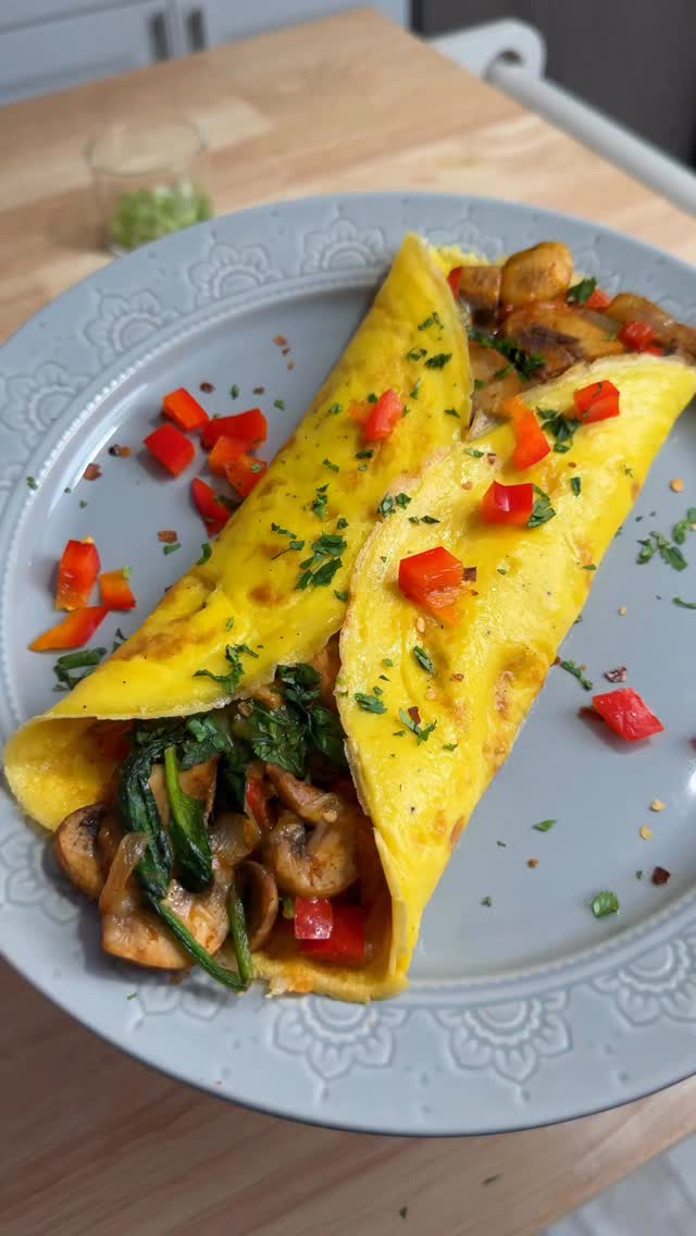 🍳 Omelette Relleno de Champiñones y Espinacas #desayunosaludable #bajoencarbohidratos #prediabetes #sinazucar