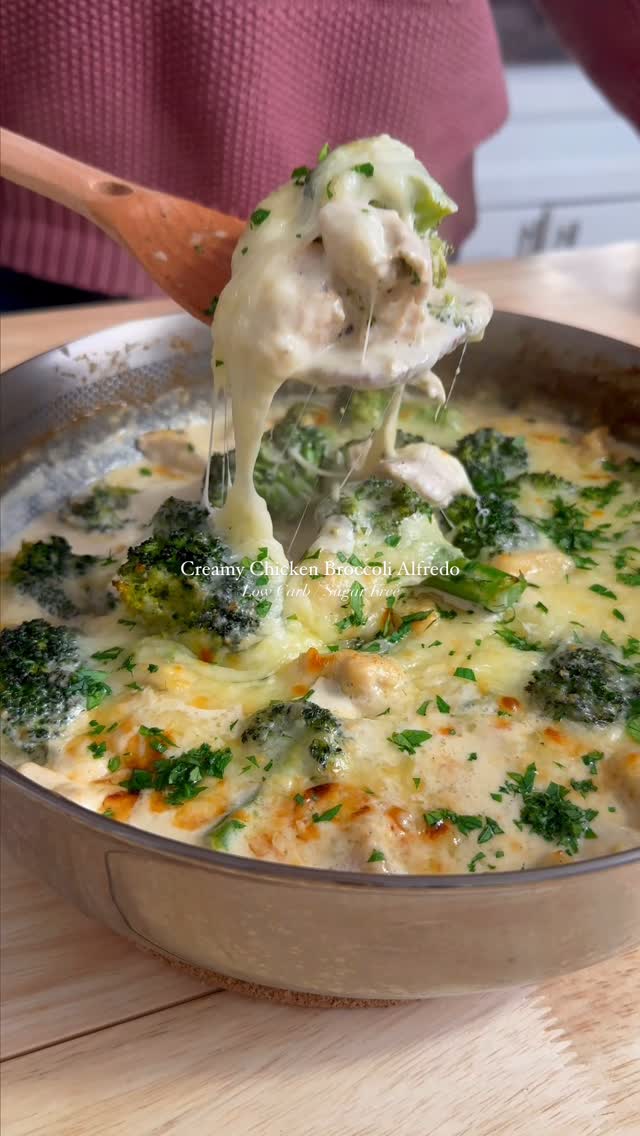 🥘 Creamy Chicken Broccoli Alfredo