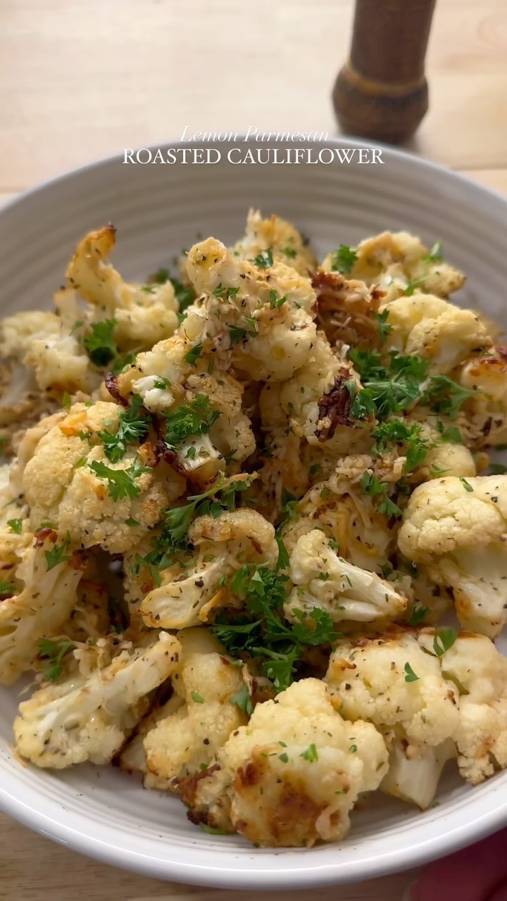 🤤 Hands down the best cauliflower I’ve ever tasted!