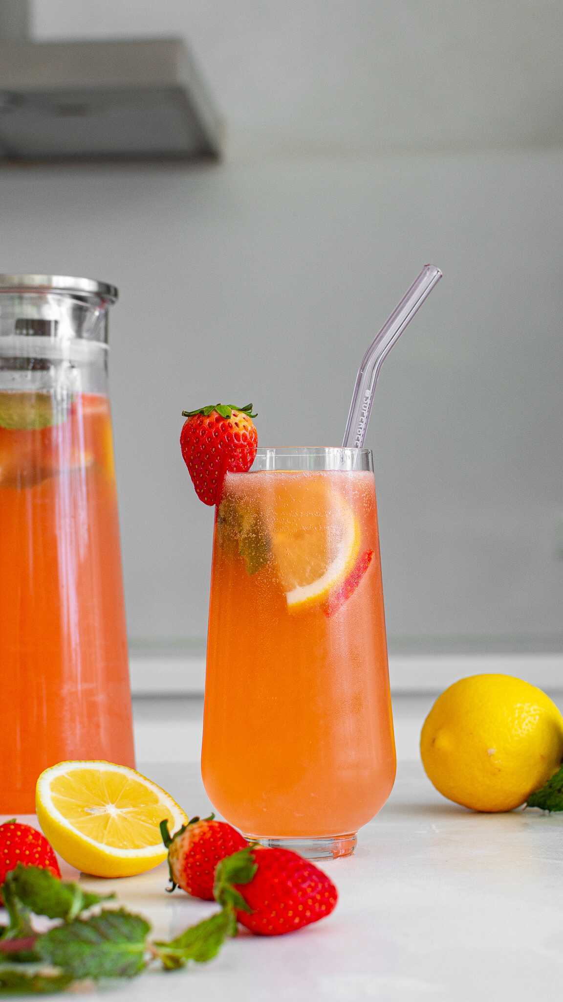 I’ll be drinking this all summer long! 🍓