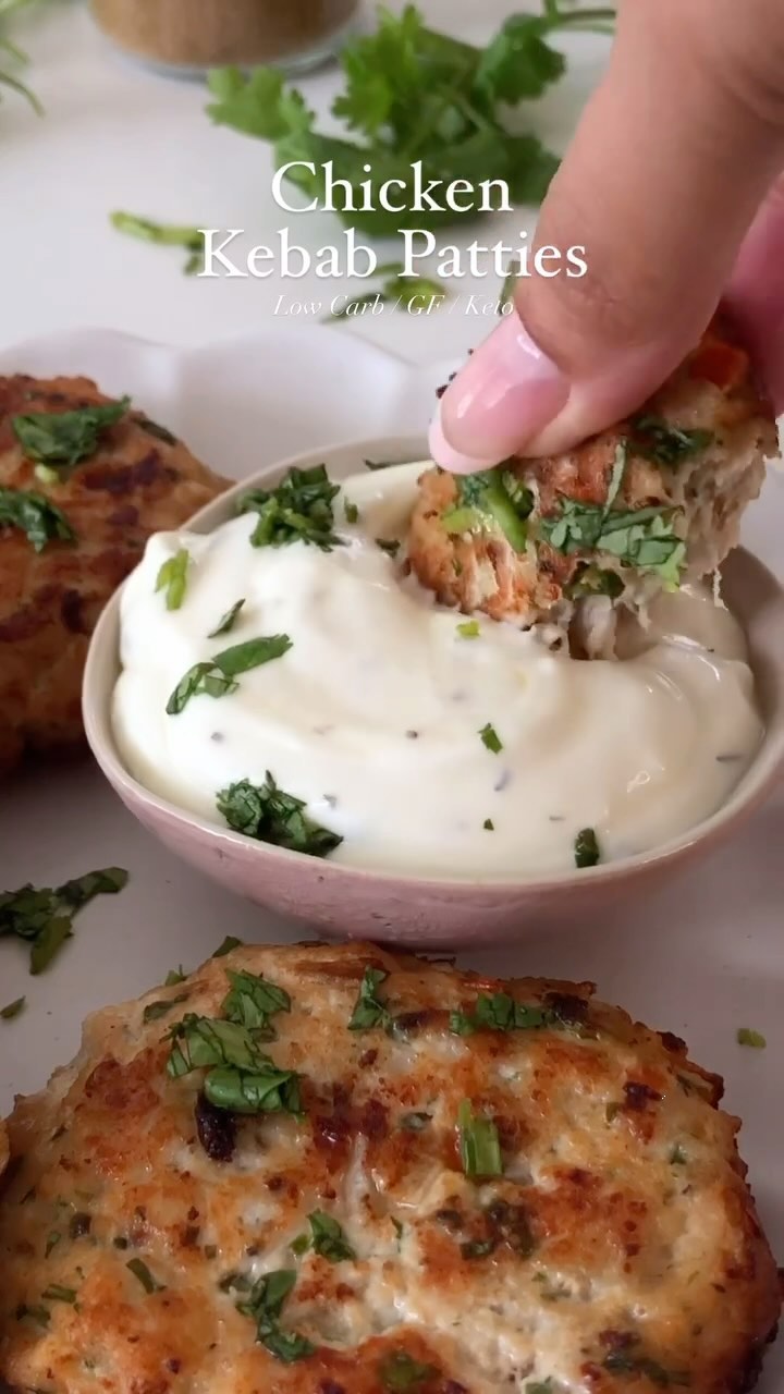 🤤Juicy delicious chicken paddies that are incredibly easy to make!