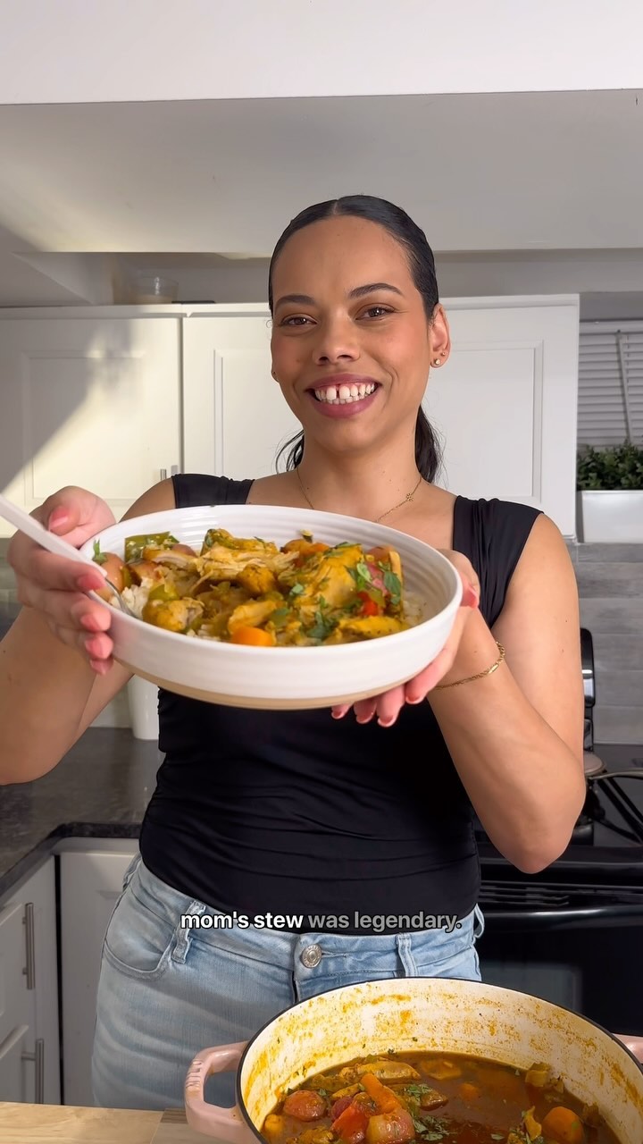 🍗Low Carb Puerto Rican Style Chicken Stew