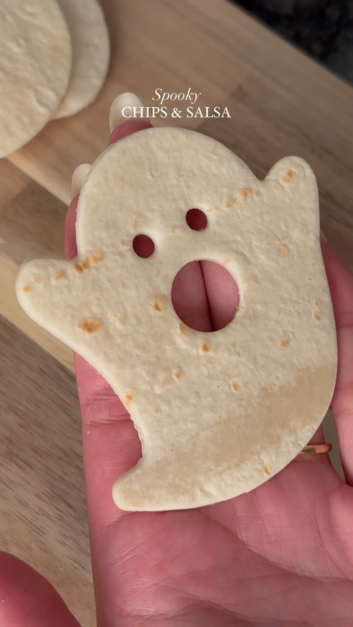 👻 Spooky chips to raise your Halloween spirits!