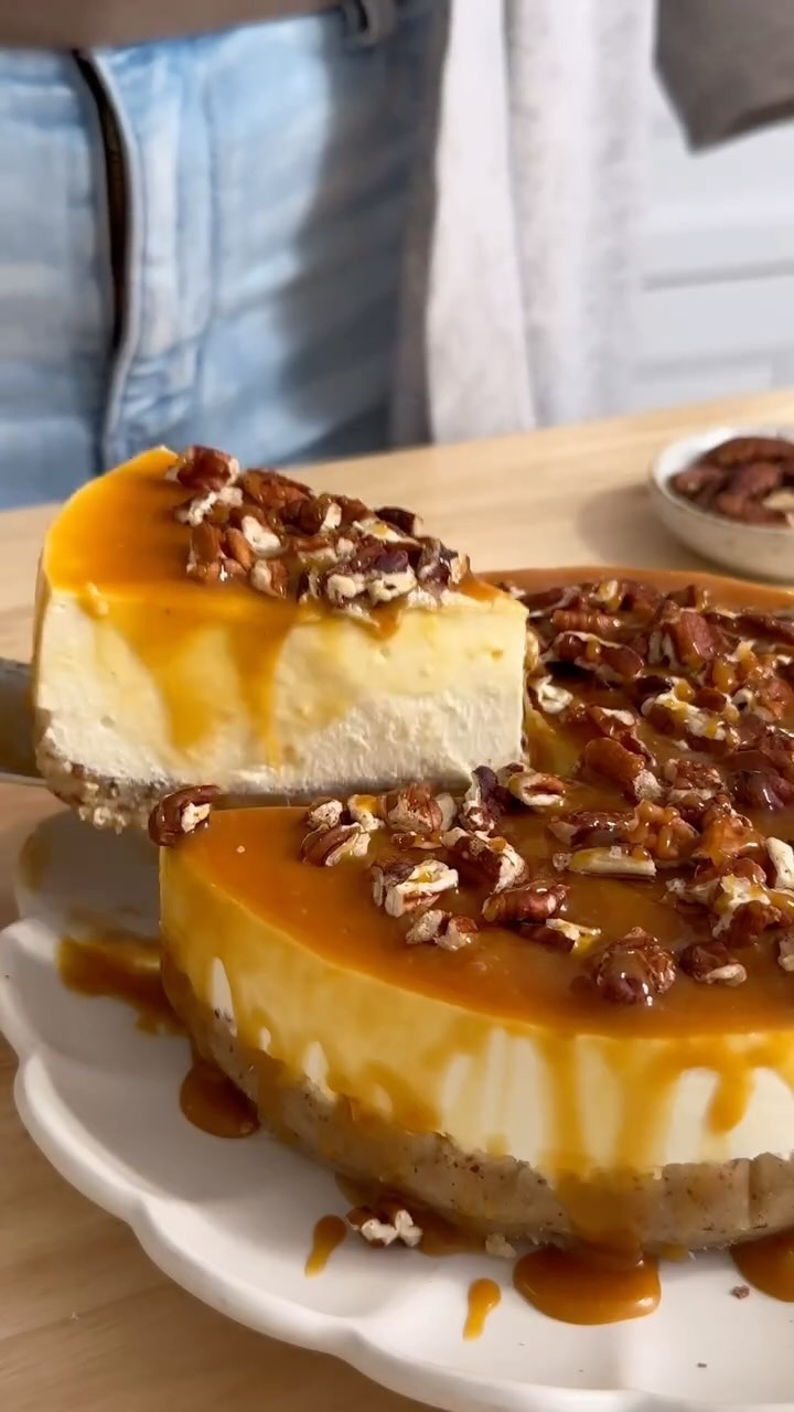🍮Sugar-Free Caramel Pecan Cheesecake (No-Bake)