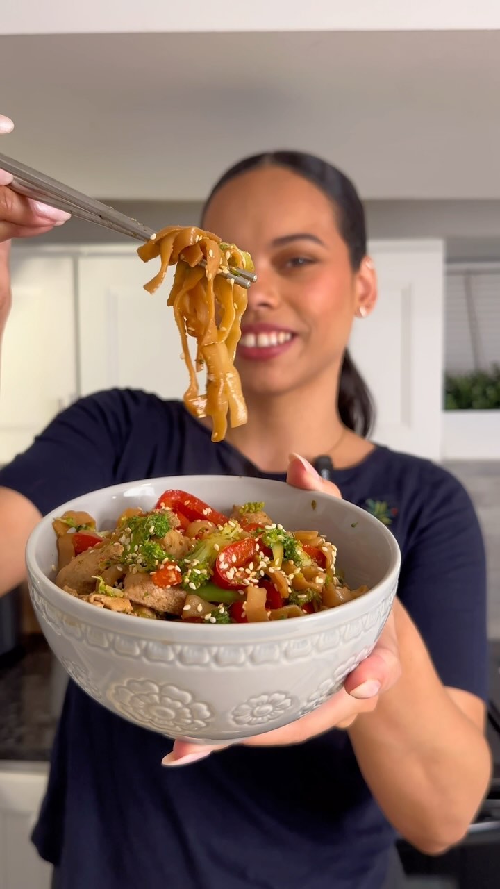 🥦🍜Sugar Free Chicken and Broccoli Stir-Fry