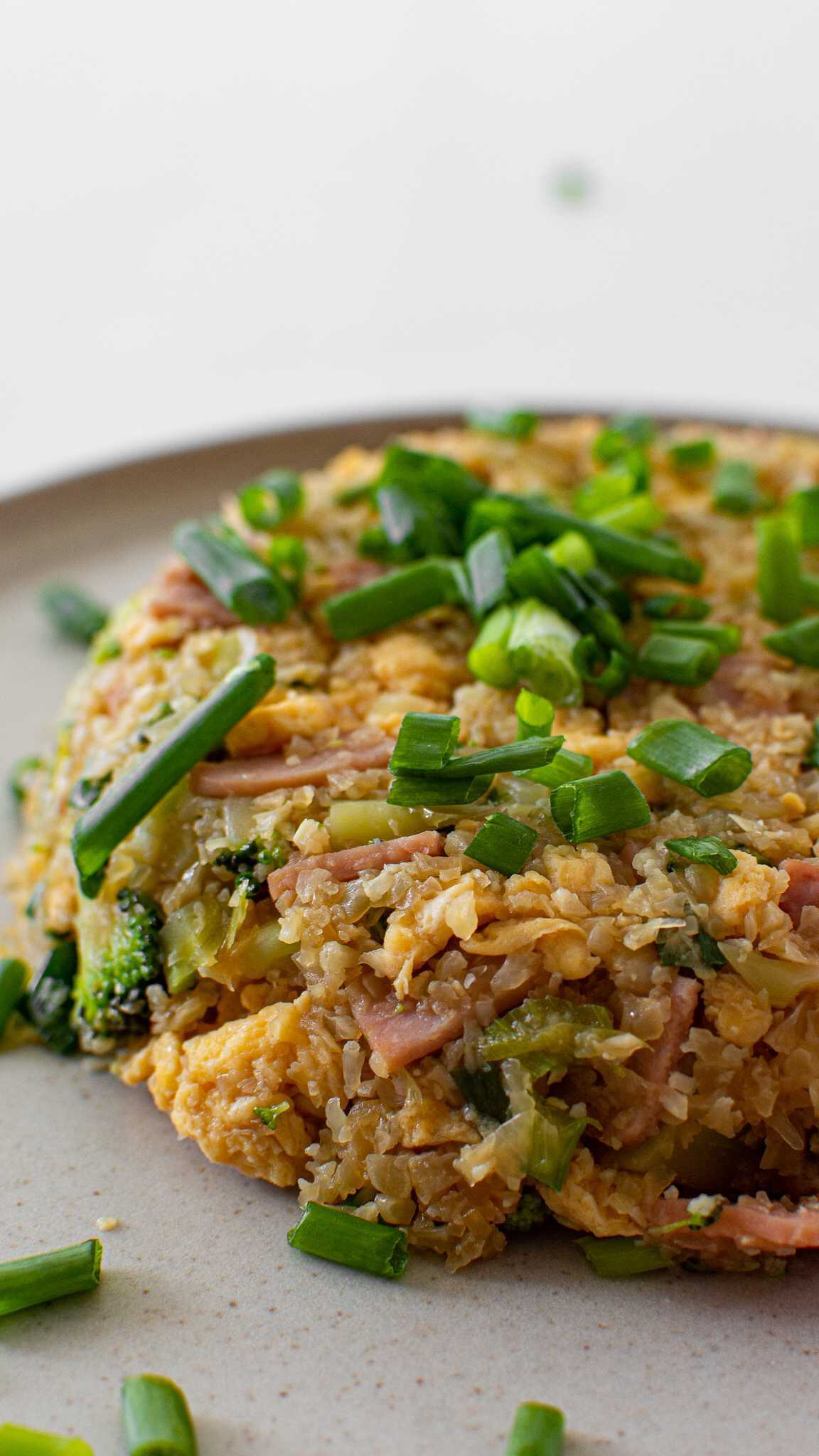 The best cauliflower fried rice I’ve ever tried! 🤤