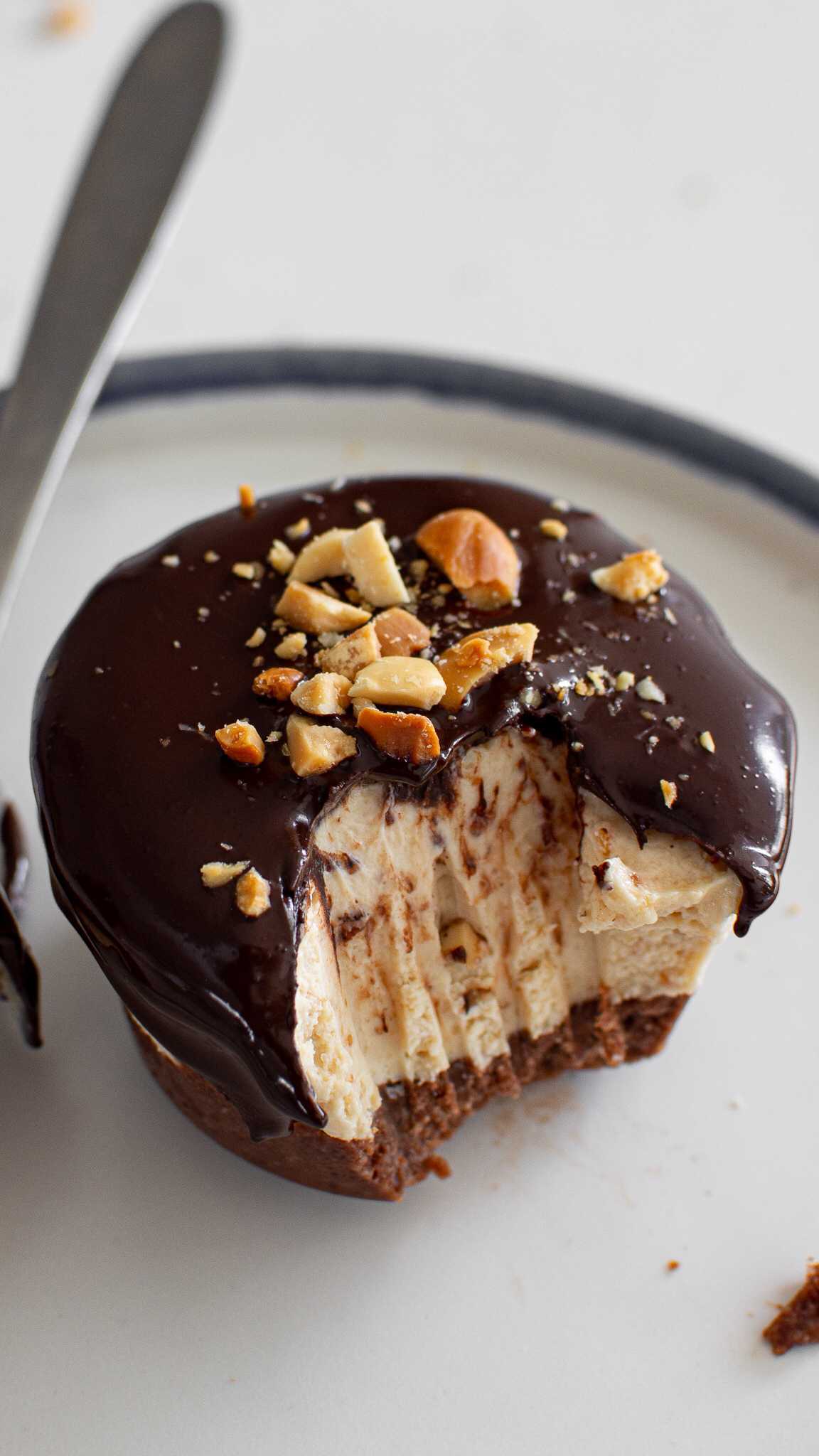 The creamy frozen cheesecake I never knew I needed 😍