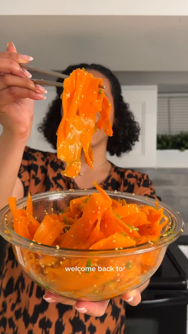 Totally inspired by @cassyeungmoney carrot ribbon salad 💕