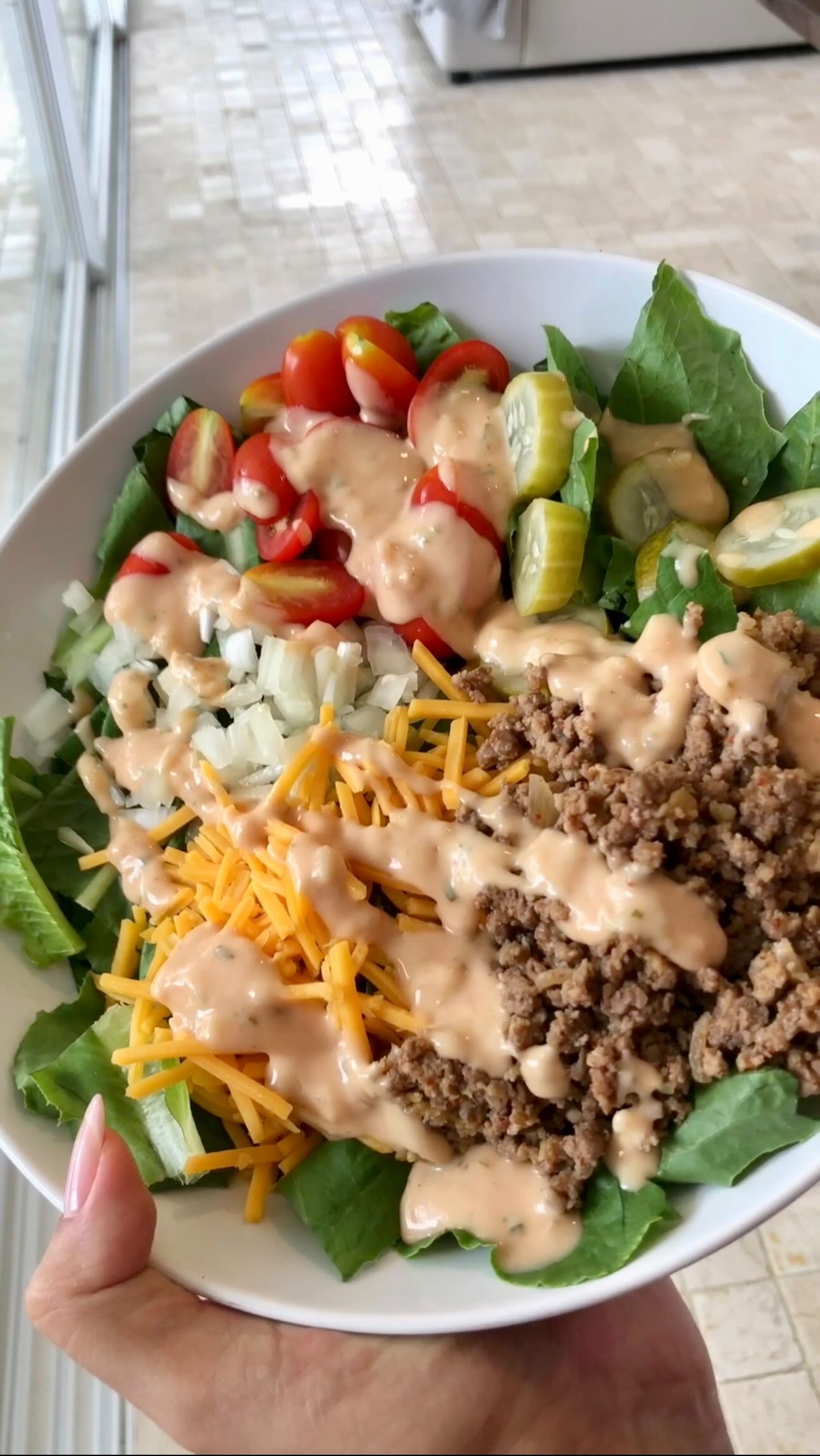 You need to try this fresh salad 🥗 💕