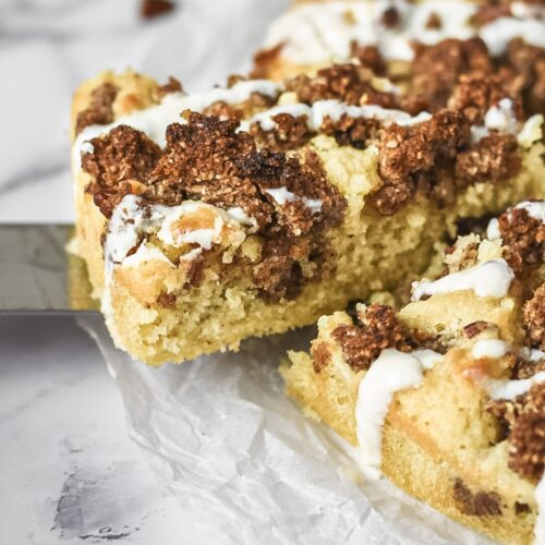 sweetketolife.com-keto-cinnamon-roll-coffee-cake-peacan-cream