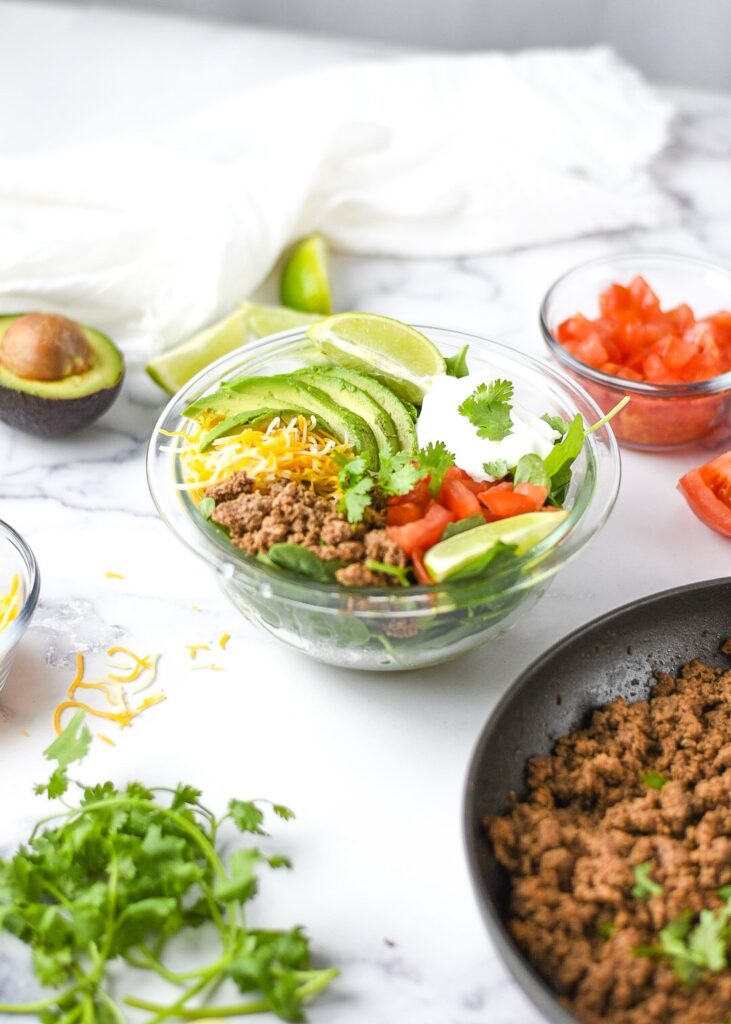 sweetketolife.com-taco-salad-for-keto-ingredients-cheesy-ground-beef-seasoning-fresh