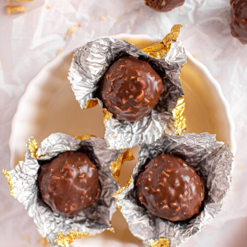 sweetketolife.com-keto-ferrero-truffles-hazelnut
