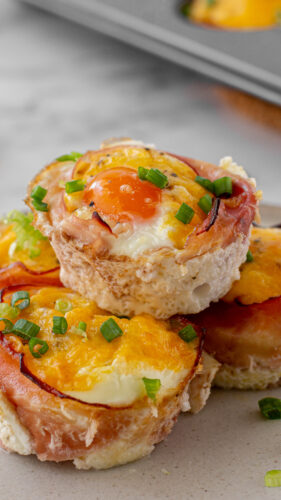 sweetketolife.com-breakfast-egg-cups-ham
